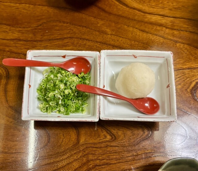 ナンバーの歴史に浸る、歴史的背景のある店「Hari Ju」でプライベートルームでの焼肉を楽しんだ。