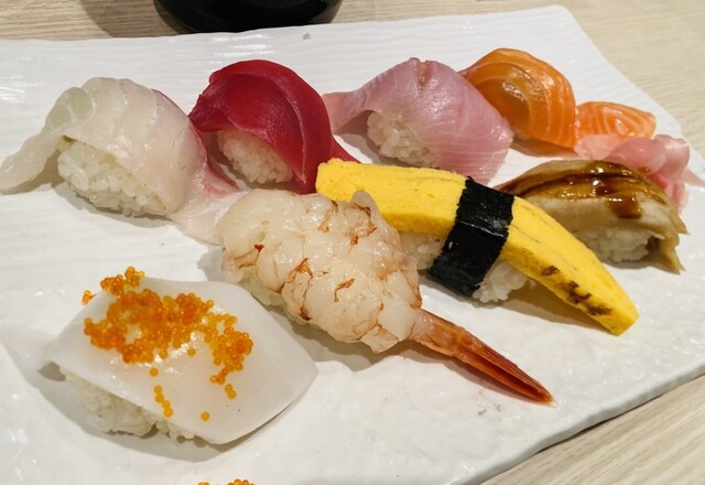A huge selection of ingredients, top-quality sushi!