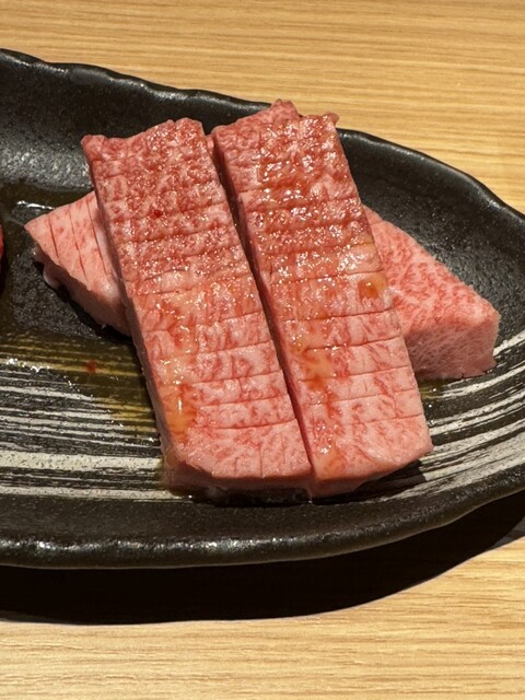 【오사카　이니본마치】고요한 분위기에서 활기차게 즐기는 바범집
