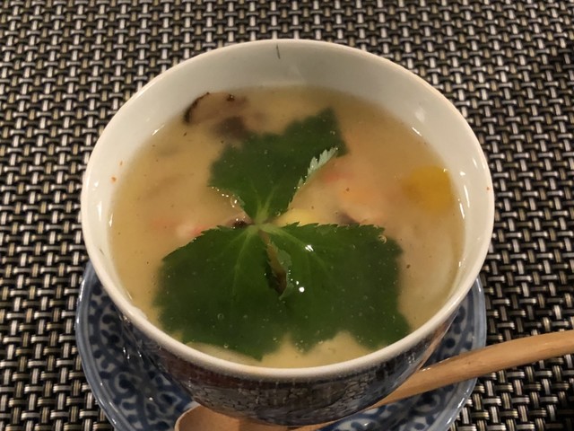계절의 맛을 충분히 활용한 일식