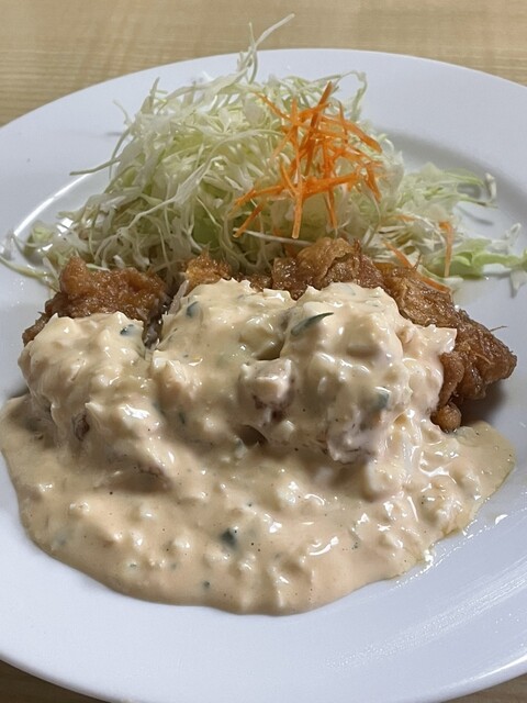 미야자키 지치의 치킨 난본 타르타루 소스, 정말 맛있어요!