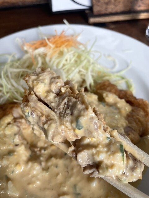 미야자키 지치의 치킨 난본 타르타루 소스, 정말 맛있어요!