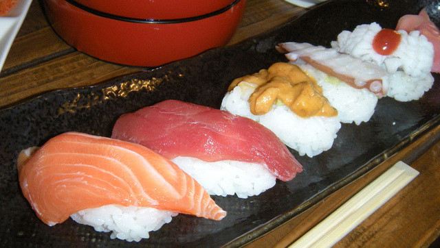昼食に海ネズミ入りの寿司？絶対に見逃せない！【約10品限定】
