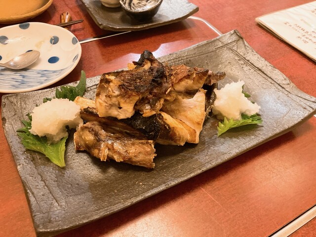 오사카・신사이바시, 대보지 도로에 위치한 부드러운 일본 요리를 즐길 수 있는 가게. 제철 재료를 활용한 맛이 일품입니다.