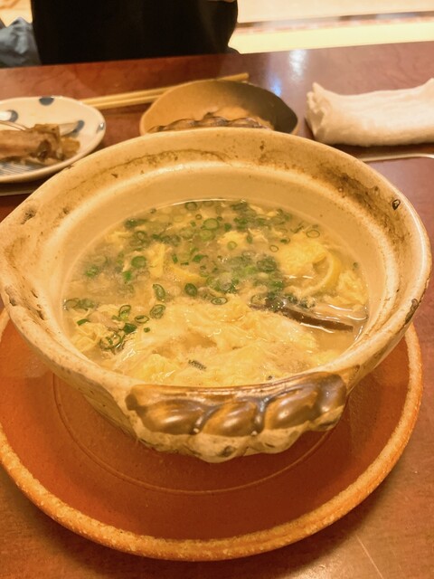 오사카・신사이바시, 대보지 도로에 위치한 부드러운 일본 요리를 즐길 수 있는 가게. 제철 재료를 활용한 맛이 일품입니다.