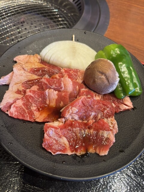 ❤️このレストランには、とても柔らかい肉がたくさん入っています❤️