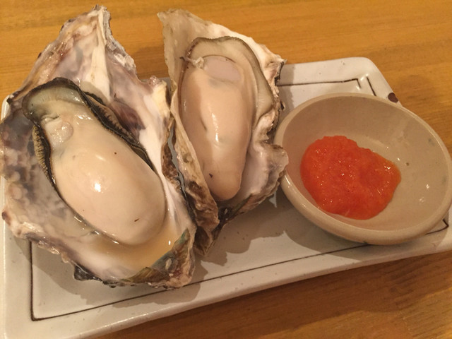 가성비 최고! 동오사카의 부세에서 북한일도 후쿠아산의 맛있는 굴을 즐기세요!