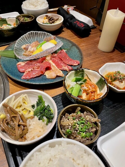 Absolutely outstanding recommendation! A one-person steak lunch with excellent value in Osaka's Umeda area.