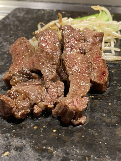 왠지 스파이더맨의 고베 소고기 할라미 스테이크가 너무 맛있었어요☆