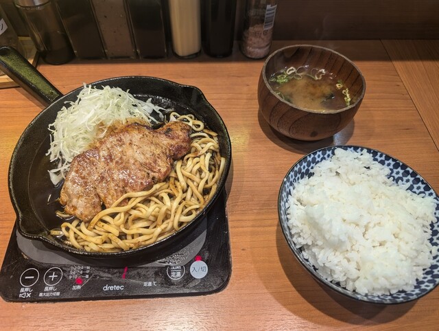 풍부한 라이스 메뉴에, 망설이는 손가락이라면, 망설이는 고기.
