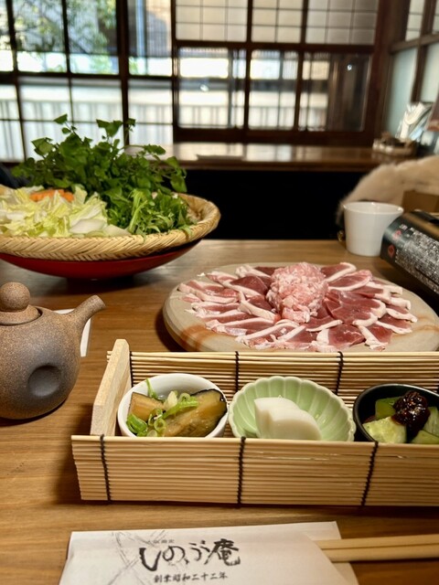 난로 옆에서 따뜻하게 즐기는 맛있는 오니〜시노부 안, 제이시카아베노나가야점, 쇼와마치역〜