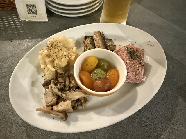편안하고 저렴한 비스트로