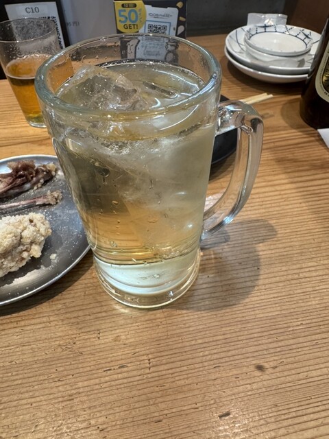 Enjoy a drink during daytime on Oshin Amida-dori.