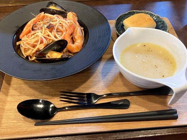 갑자기 변신하는 맛이 변하는 스프 파스타
