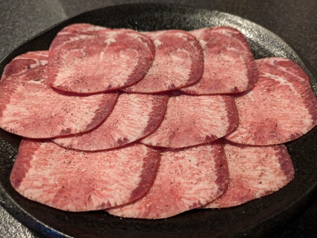 夫と息子と一緒に焼肉の極太で食事をしに行った。