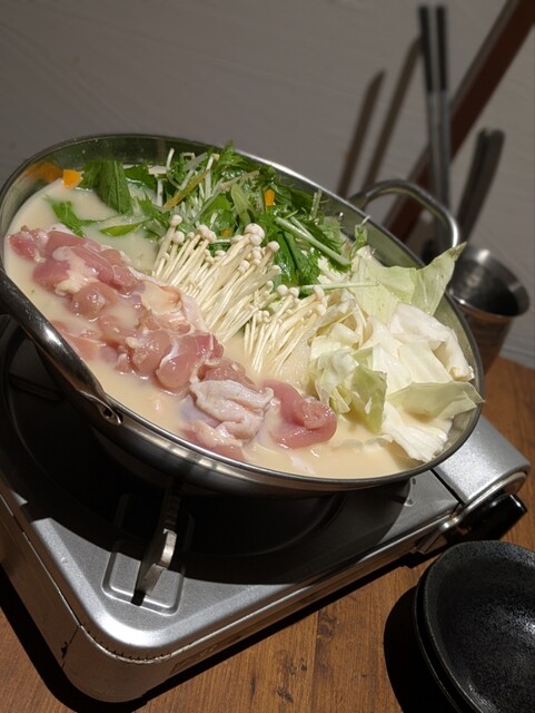 駅の近くでプライベートルームでのリラックスできる創造的な日本料理！！