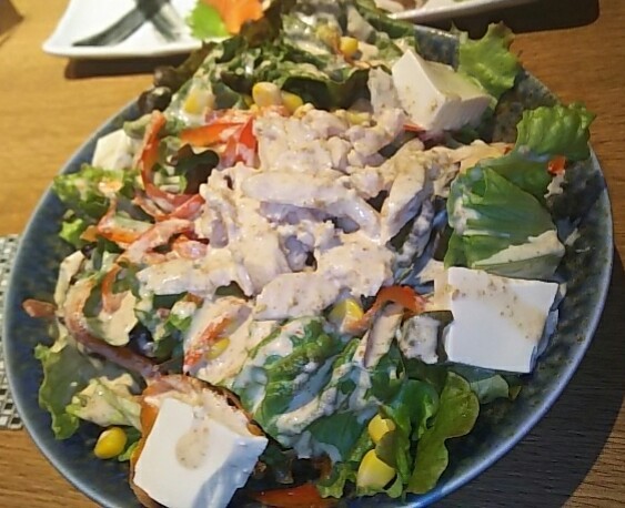 -1240- New Year’s Party: 3,500 yen. Enjoyed eating and drinking deliciously in a private room space. (^^)/