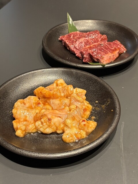 아름다운 내부에서 딱 적당한 구이요리♩