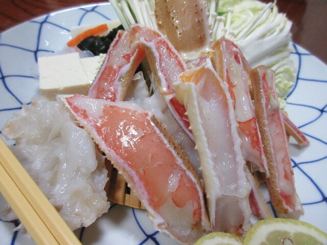 かにすき会席와かに会席, 2종류, ズワイかに鉄船焼き, 생ズワ이니기리