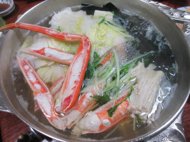 かにすき会席와かに会席, 2종류, ズワイかに鉄船焼き, 생ズワ이니기리