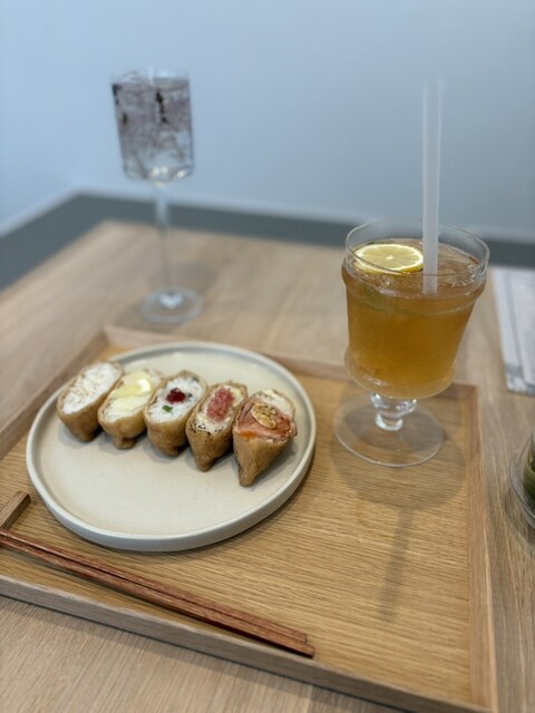 정말 귀여운, “이나리 카페”