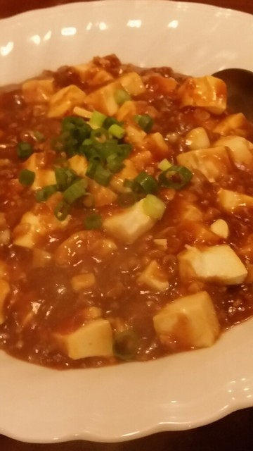 풍부한 맛의 만두라면 여기서 찾아보세요!